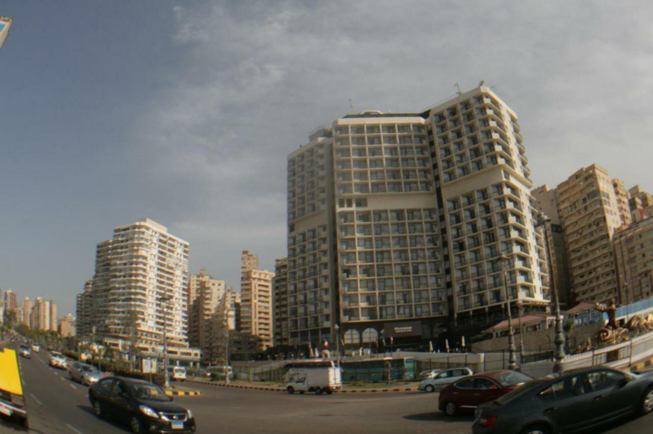 شقق ابراج شيراتون المنتزه *